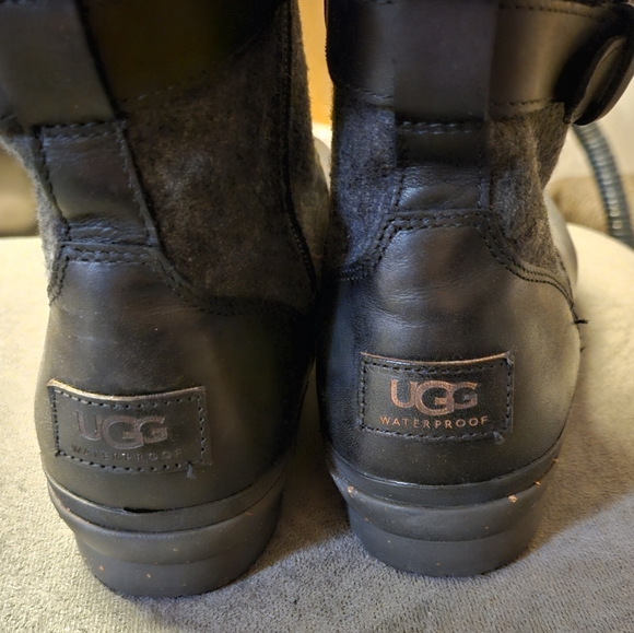 New without box UGG Waterproof Lace Up Boots - Picture 4 of 7